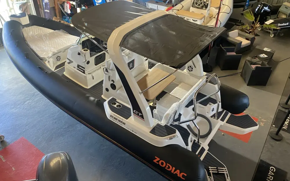 Zodiac Medline 7.5 GT