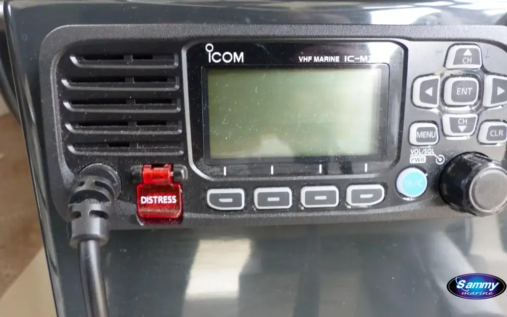 slider 22 Quicksilver Activ 805 Pilothouse