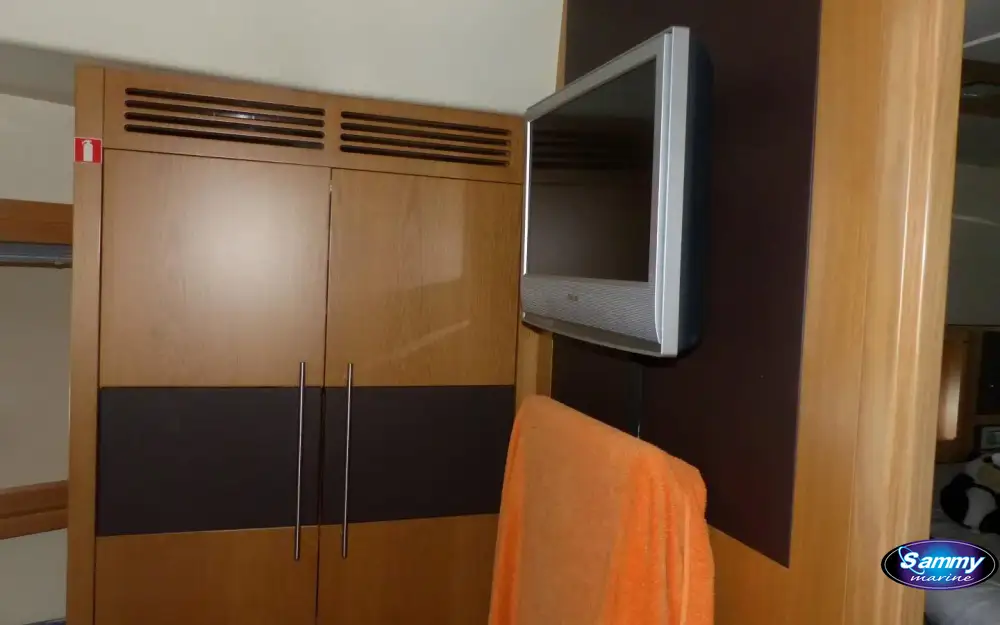 slider 11 Rodman  54 Muse