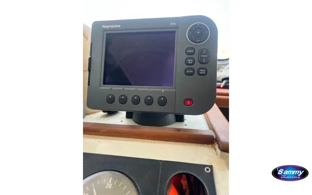 slider 13 Navimotors Teaser 31 Sport