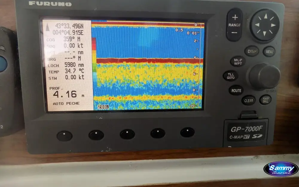 slider 3 Jeanneau Merry Fisher 605
