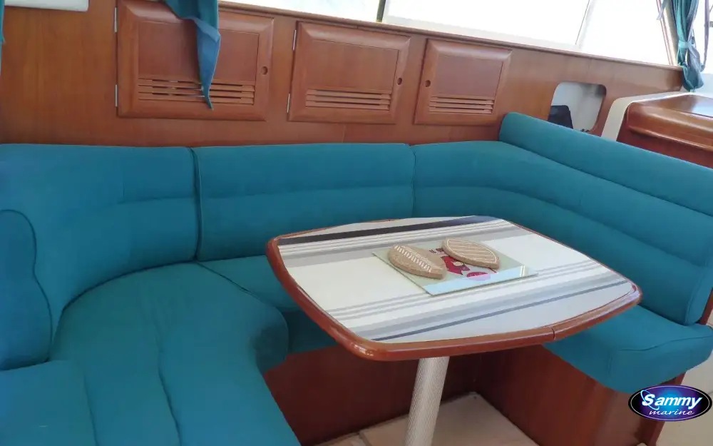 slider 2 Beneteau Antares 10.80