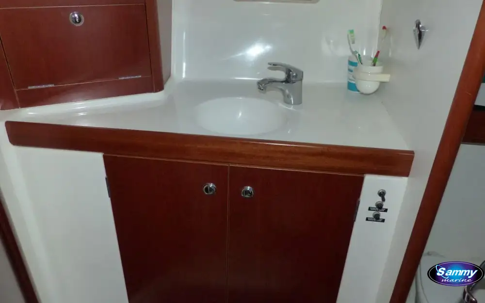 slider 8 Beneteau Antares 10.80