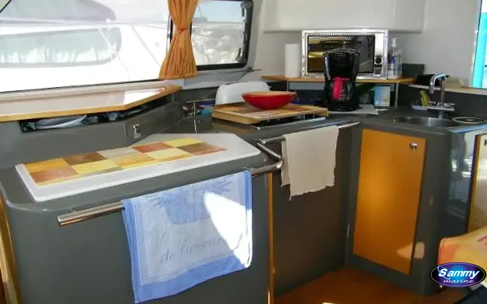slider 4 Fountaine Pajot Highland 35