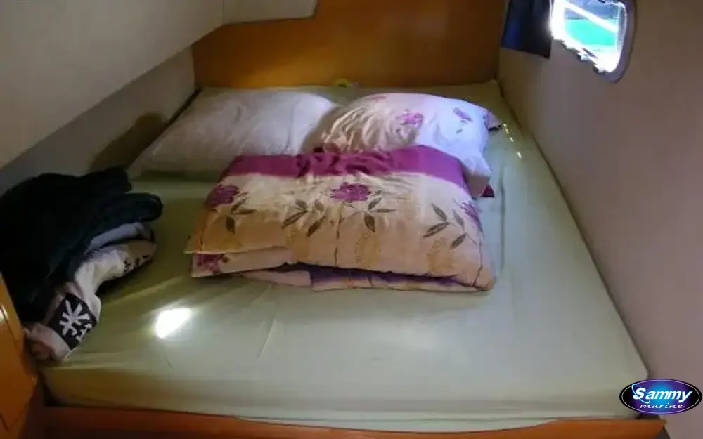 slider 6 Fountaine Pajot Highland 35
