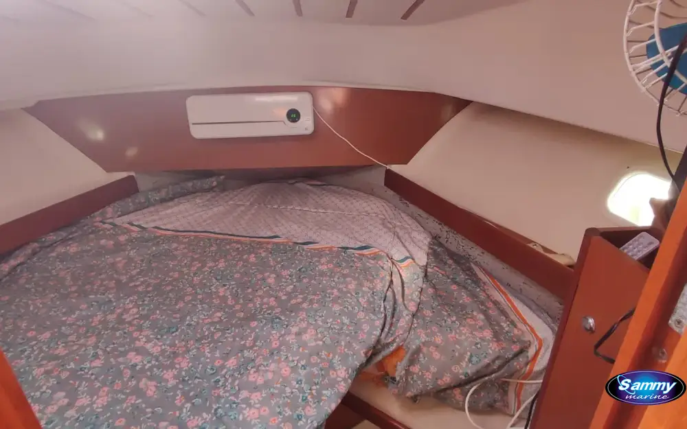 slider 9 Beneteau Antares Serie 9