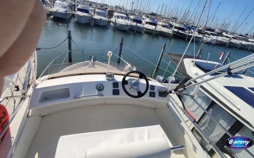 slider 16 Beneteau Antares Serie 9