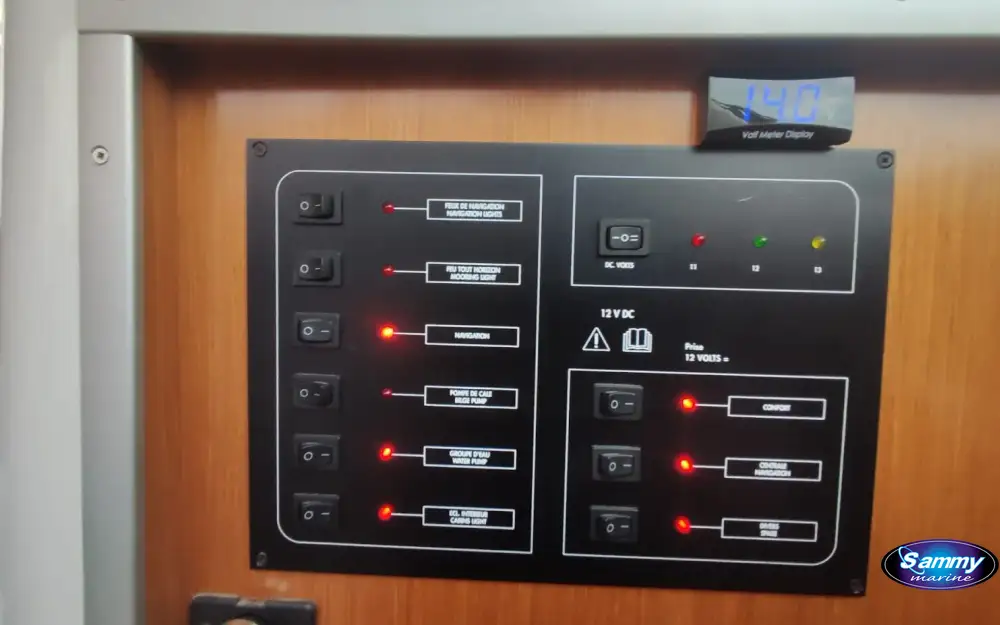 slider 19 Beneteau Antares Serie 9
