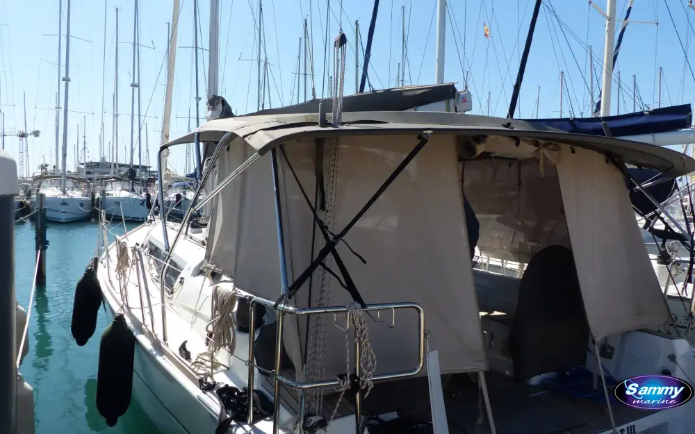 slider 1 Dufour  382 Grand Large