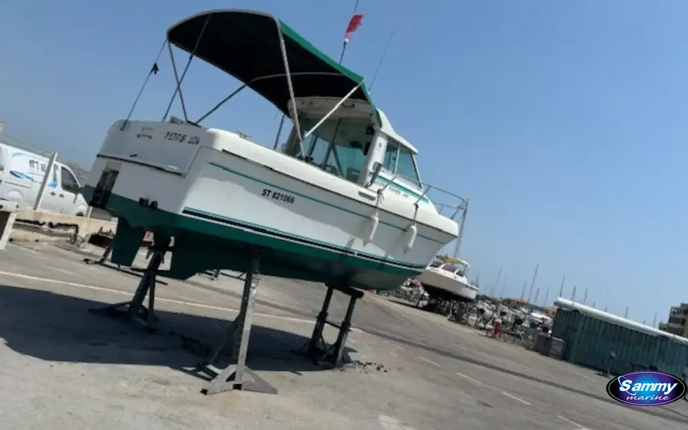 slider 1 Jeanneau Merry Fisher 650