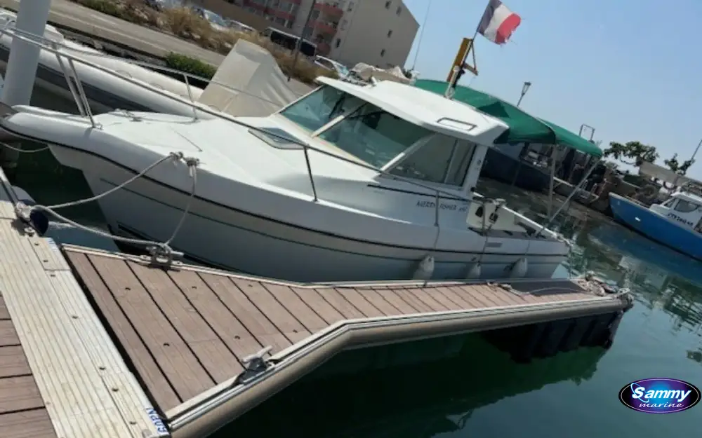 slider 2 Jeanneau Merry Fisher 650