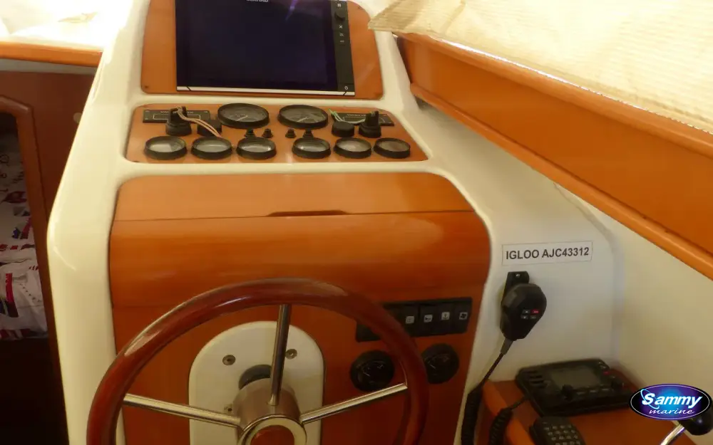 slider 13 Beneteau Antares 10.80 Fly