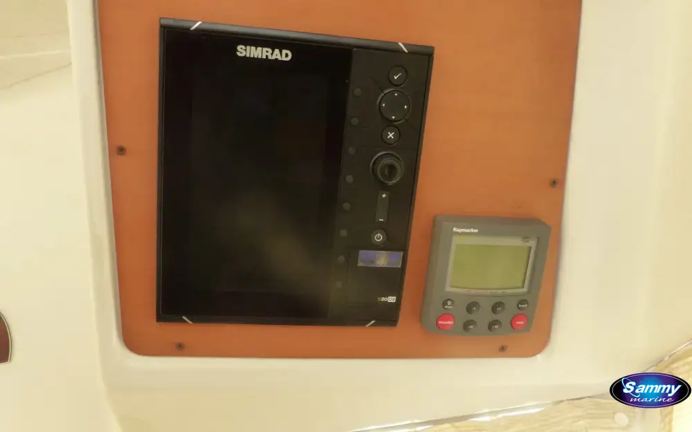 slider 14 Beneteau Antares 10.80 Fly