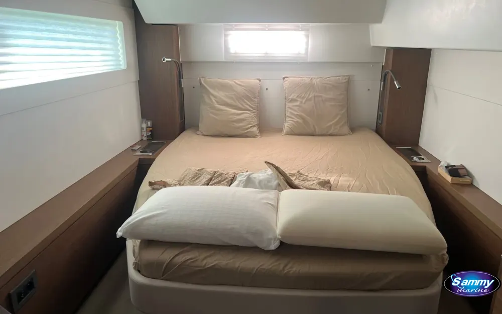 slider 12 Lagoon  46