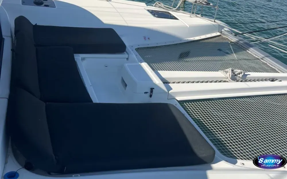 slider 14 Lagoon  46