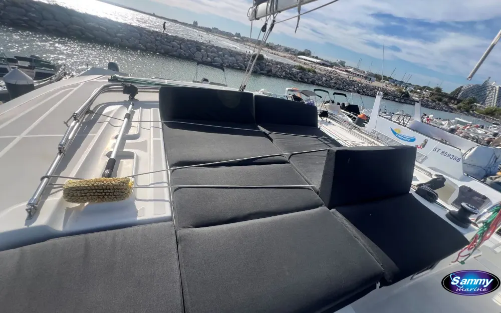 slider 17 Lagoon  46