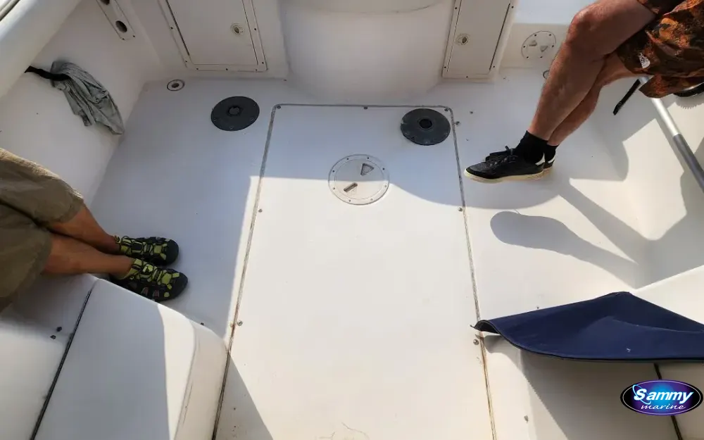 slider 5 Seaswirl Striper 2301 Walkaround