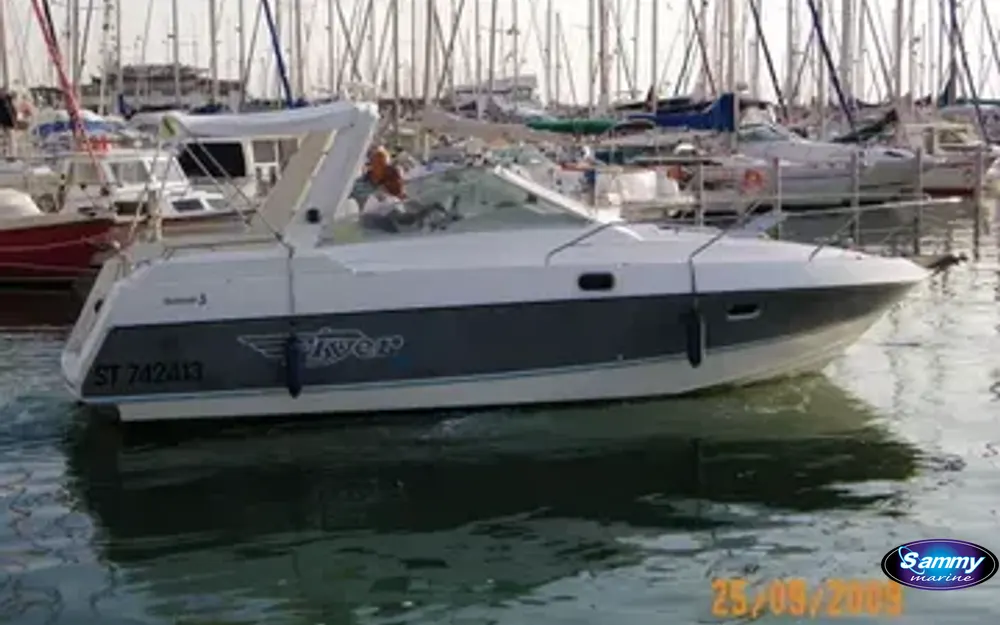 slider 0 Beneteau Flyer 8