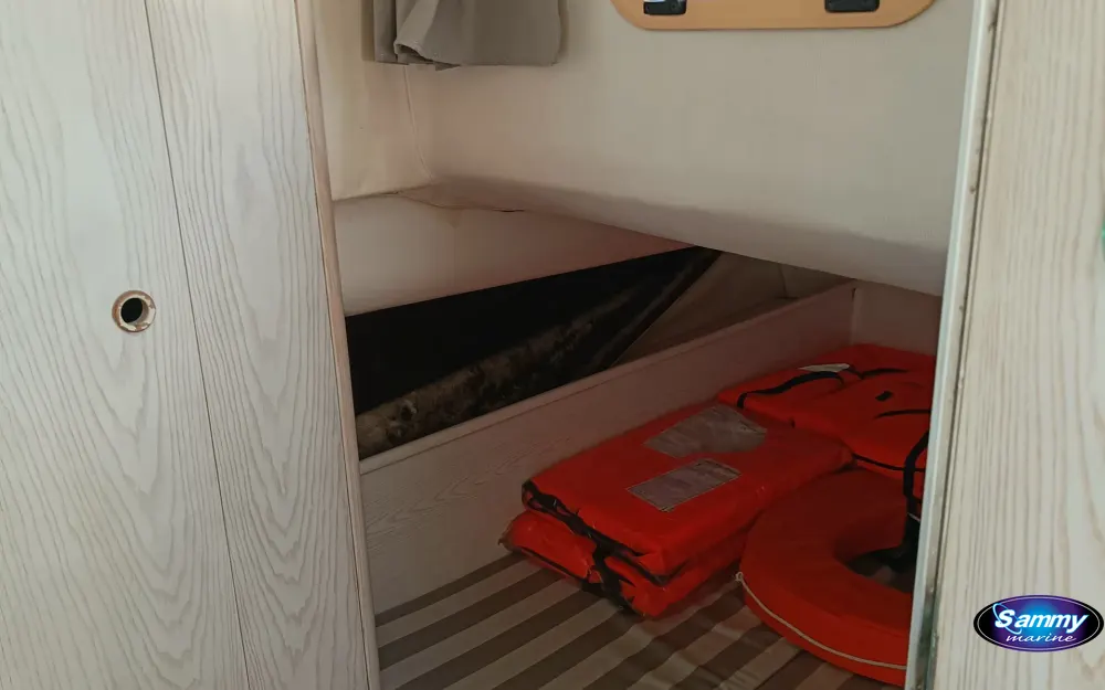 slider 15 Beneteau Flyer 8