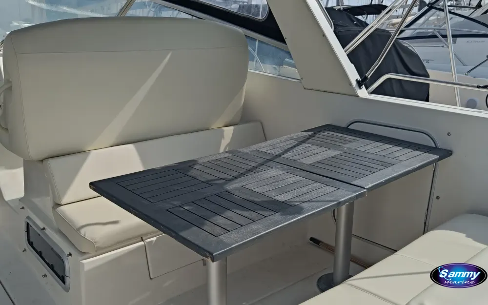 slider 7 Beneteau Flyer 8