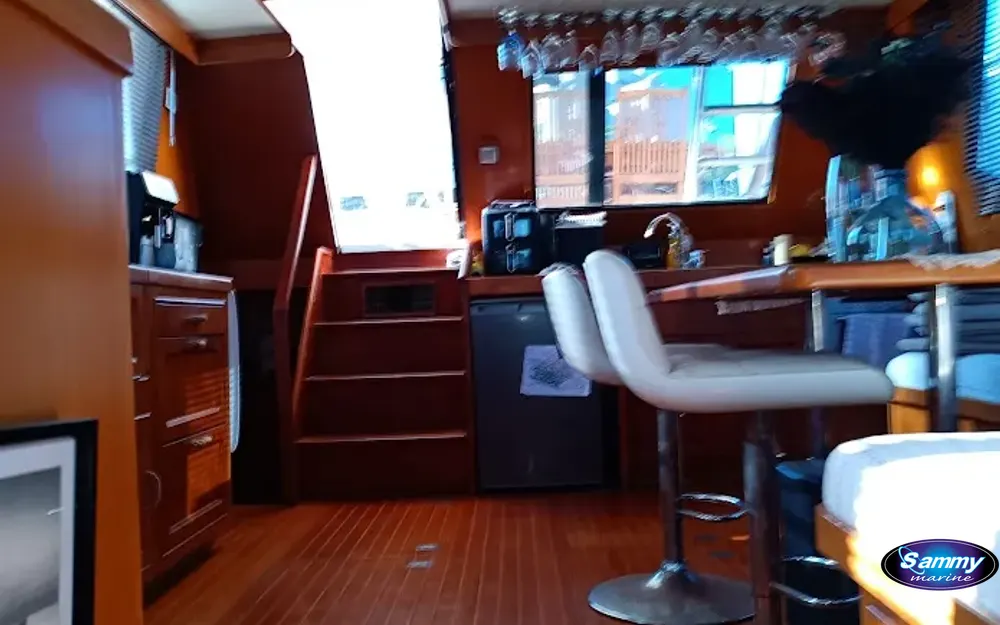 slider 11 King Yacht Monterey 46