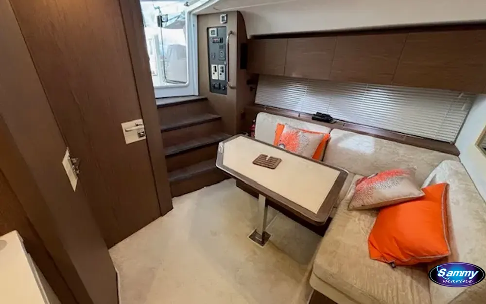 slider 9 Beneteau Gran Turismo 40