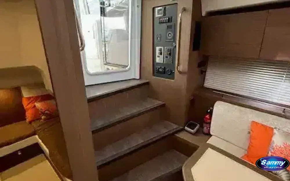 slider 10 Beneteau Gran Turismo 40