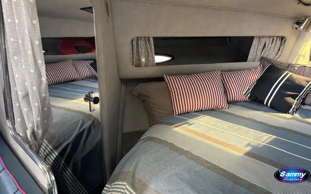 slider 17 Chris Craft Amerosport 320