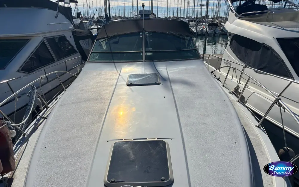 slider 19 Correct Craft Crusader V 8
