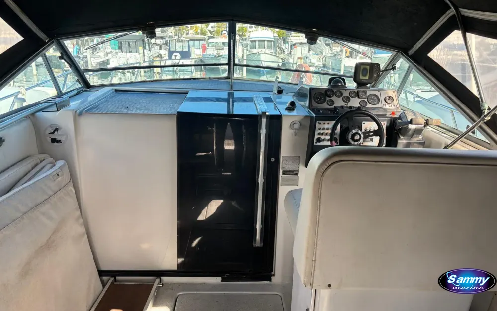 slider 3 Correct Craft Crusader V 8