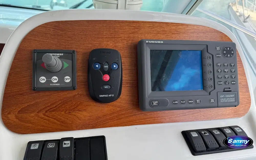 slider 12 Jeanneau Merry Fisher 805