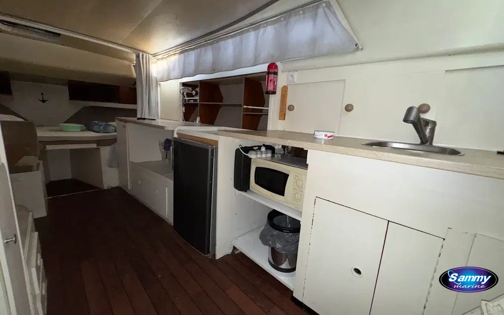 slider 11 Essex Yacht Cleopatra 1000