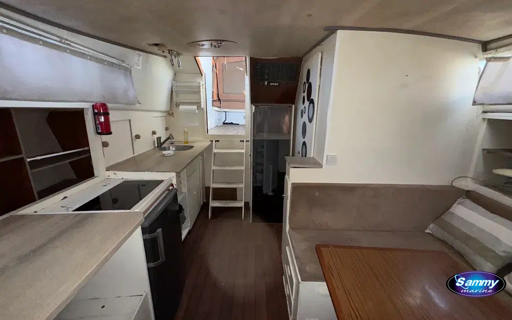 slider 14 Essex Yacht Cleopatra 1000