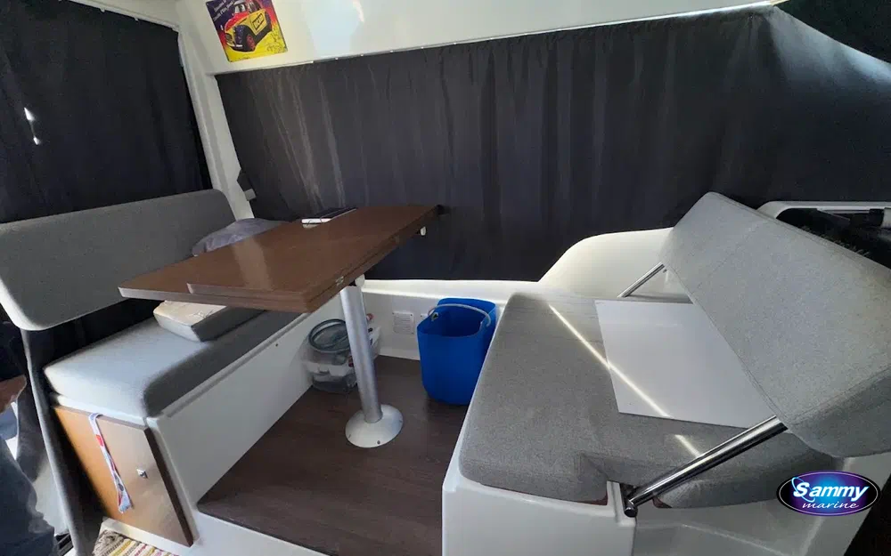 slider 14 Beneteau Antares 9 OB