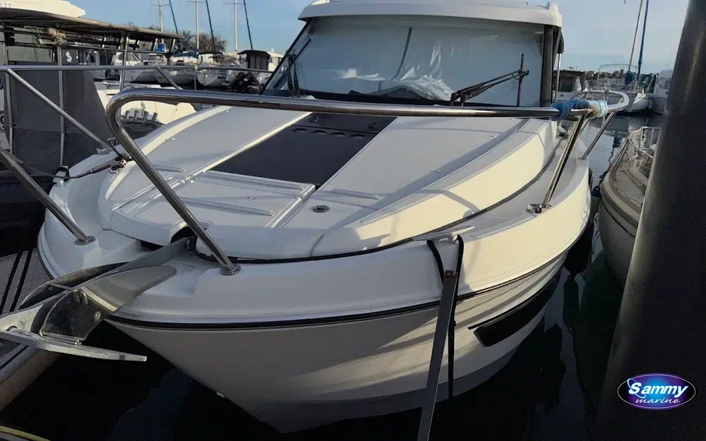 slider 3 Beneteau Antares 9 OB