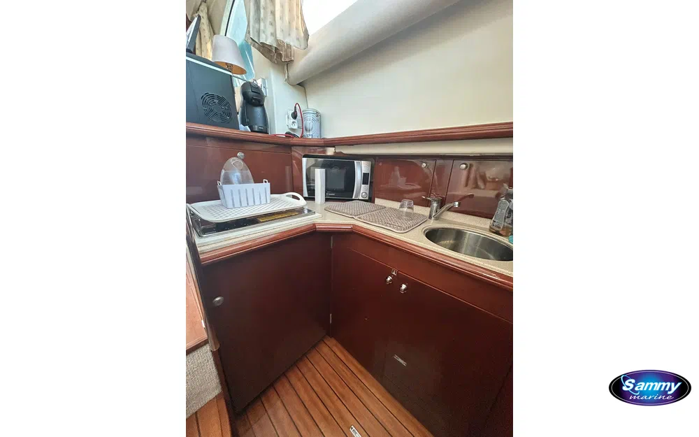 slider 5 Jeanneau Prestige 36 Fly