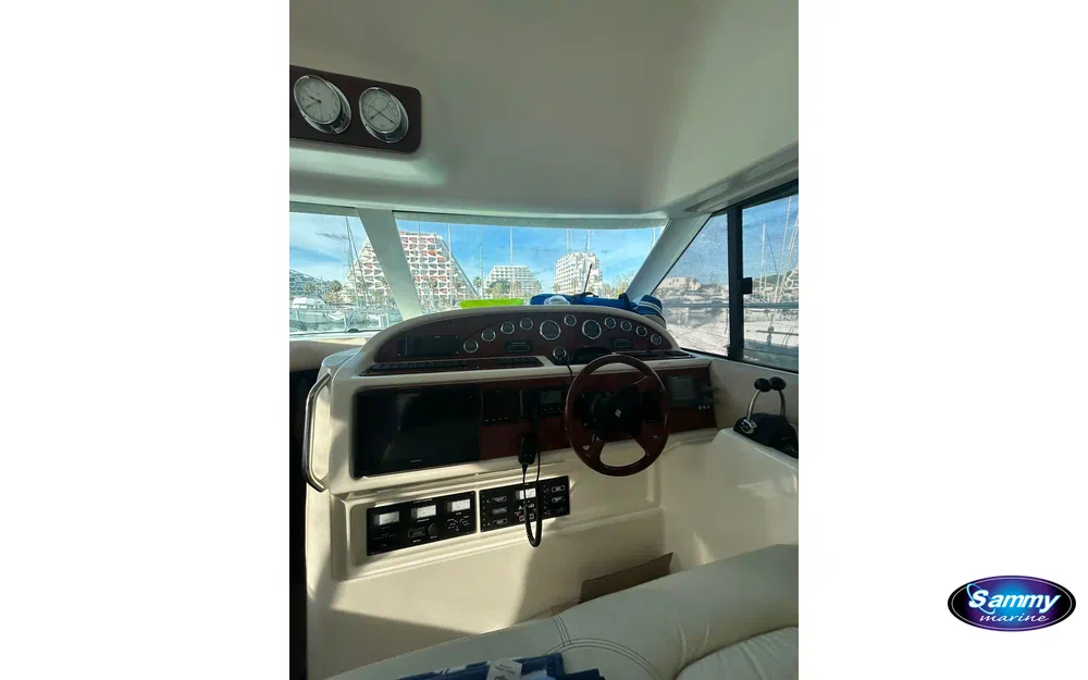 slider 7 Jeanneau Prestige 36 Fly