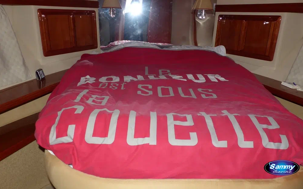 slider 12 Rodman 38 Fly