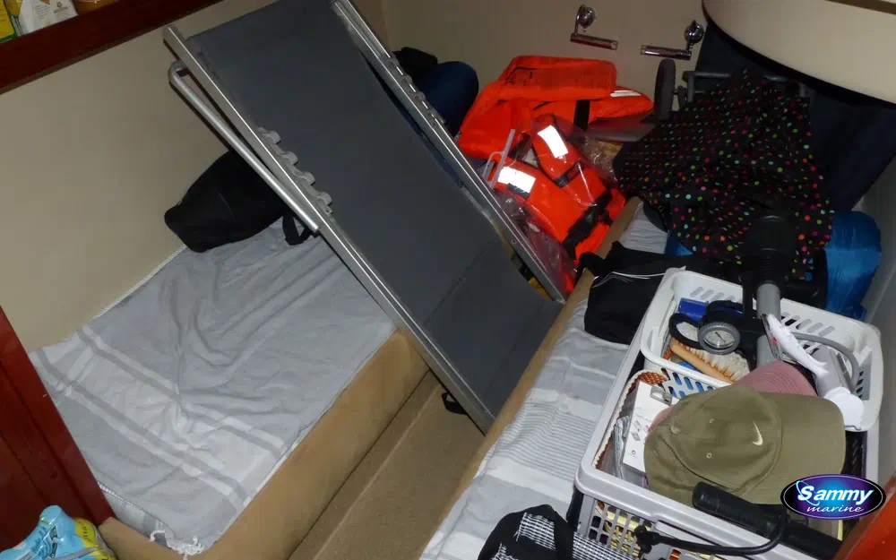 slider 15 Rodman 38 Fly