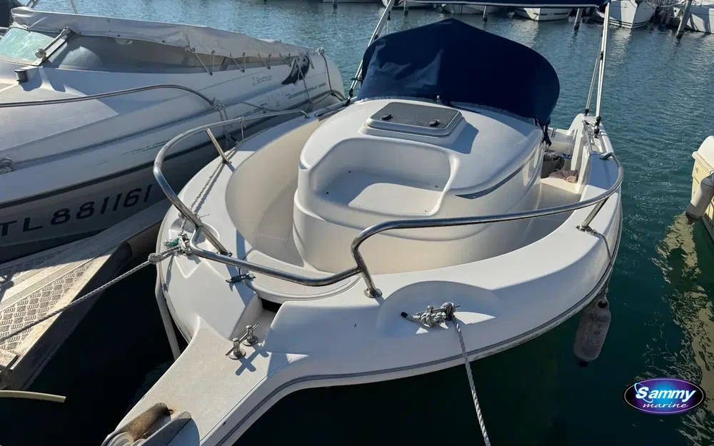 slider 1 Janmor 582 walk