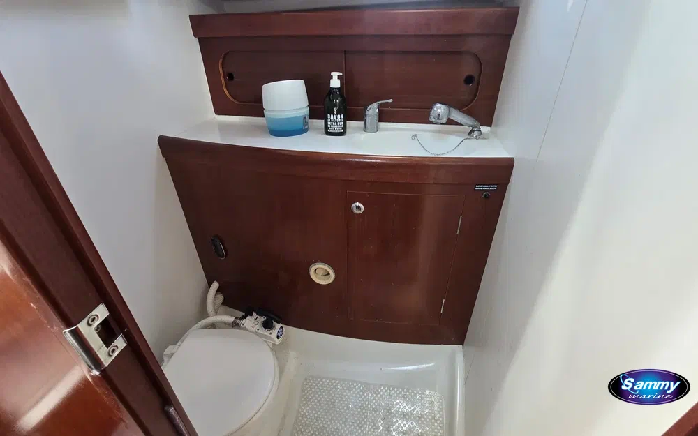 slider 9 Beneteau Antares Serie 9 Limited