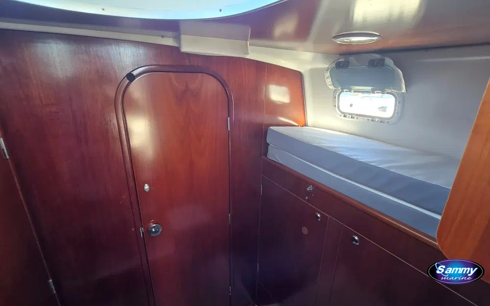 slider 12 Beneteau Antares Serie 9 Limited