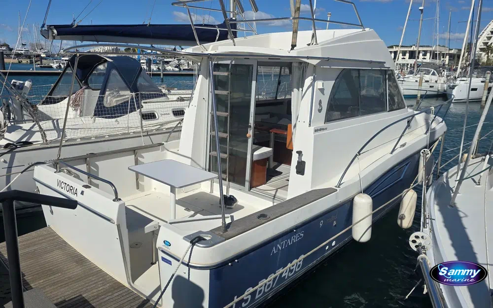 slider 0 Beneteau Antares Serie 9 Limited