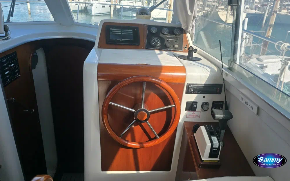 slider 4 Beneteau Antares Serie 9 Limited