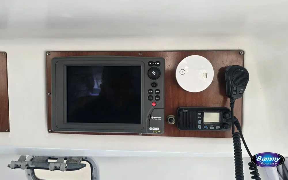 slider 5 Beneteau Antares Serie 9 Limited