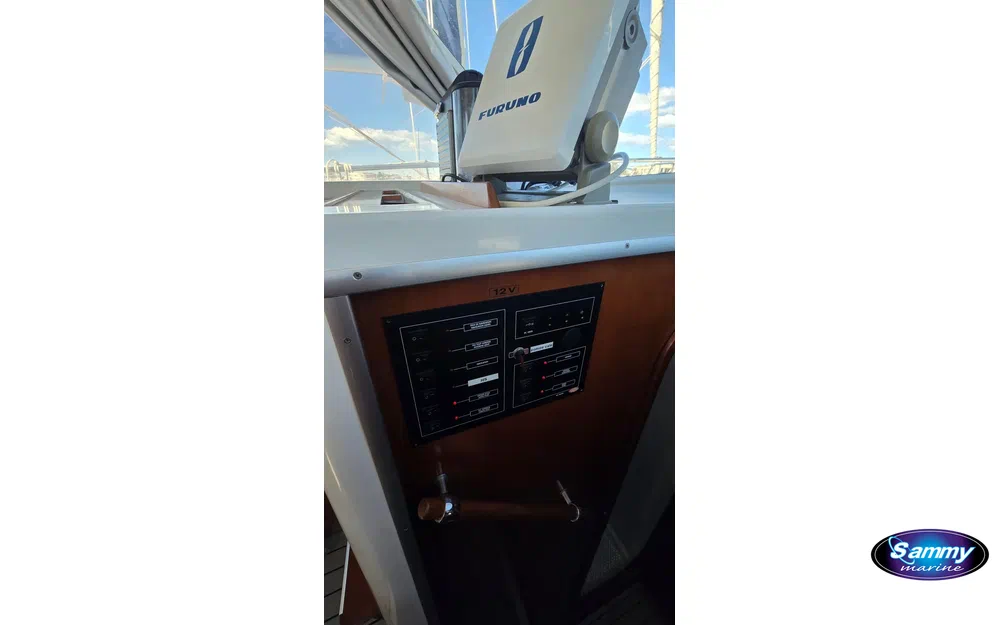 slider 8 Beneteau Antares Serie 9 Limited