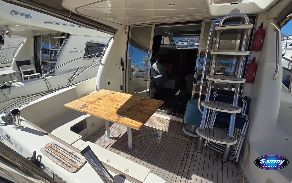 slider 3 Cranchi Atlantique 40 Fly