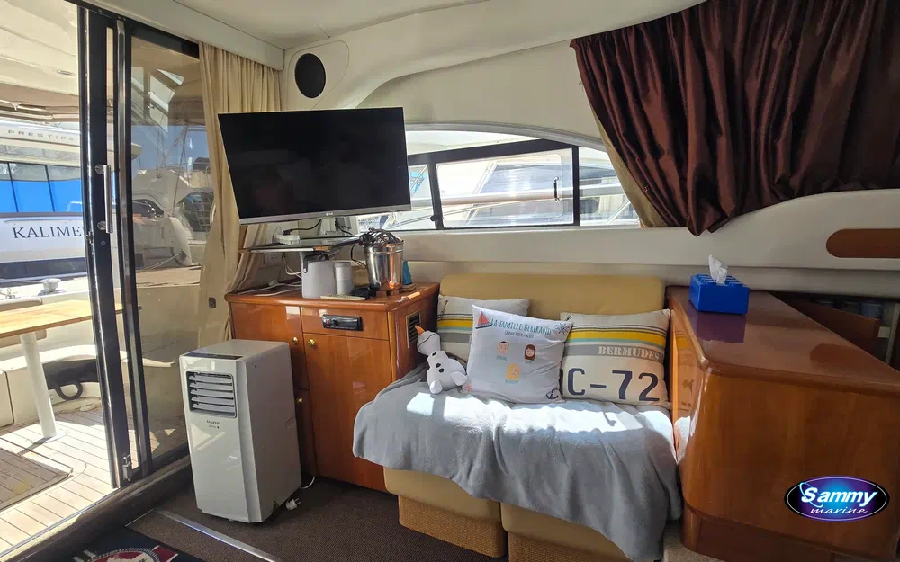 slider 5 Cranchi Atlantique 40 Fly