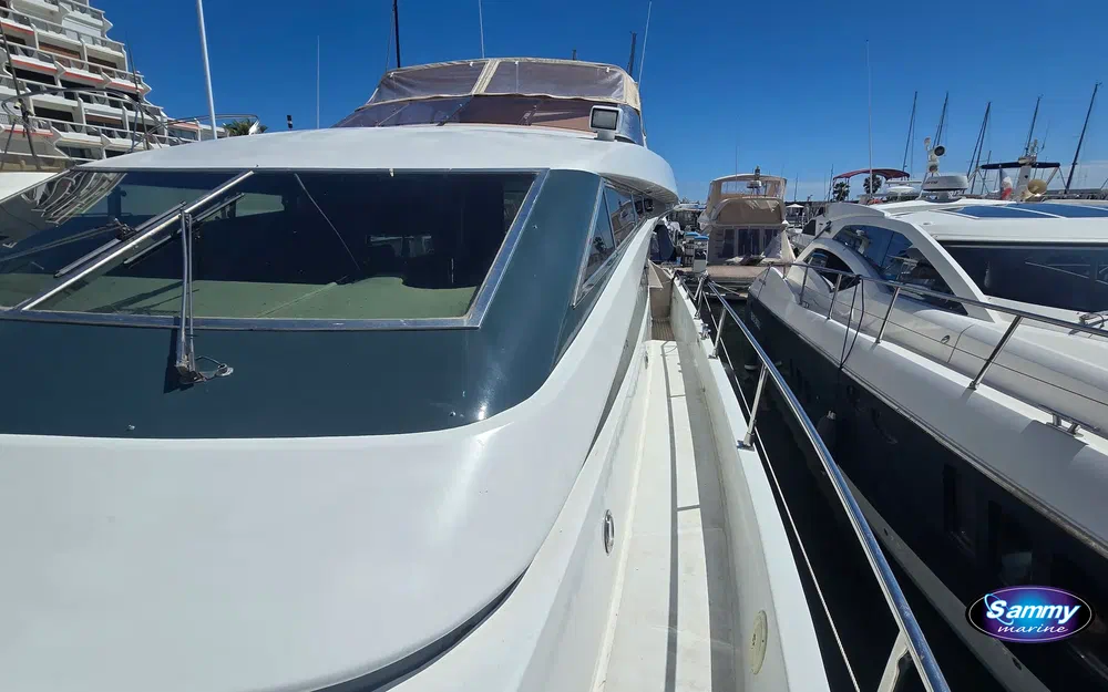 slider 8 Mondomarine M 60