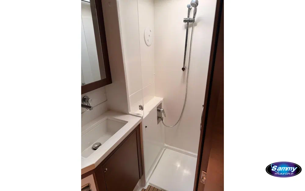 slider 12 Lagoon 450 F
